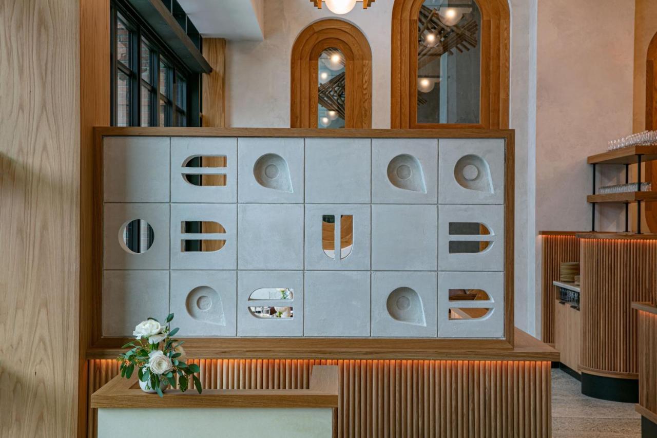 Moxy Brooklyn Williamsburg Hotel นิวยอร์ก ภายนอก รูปภาพ