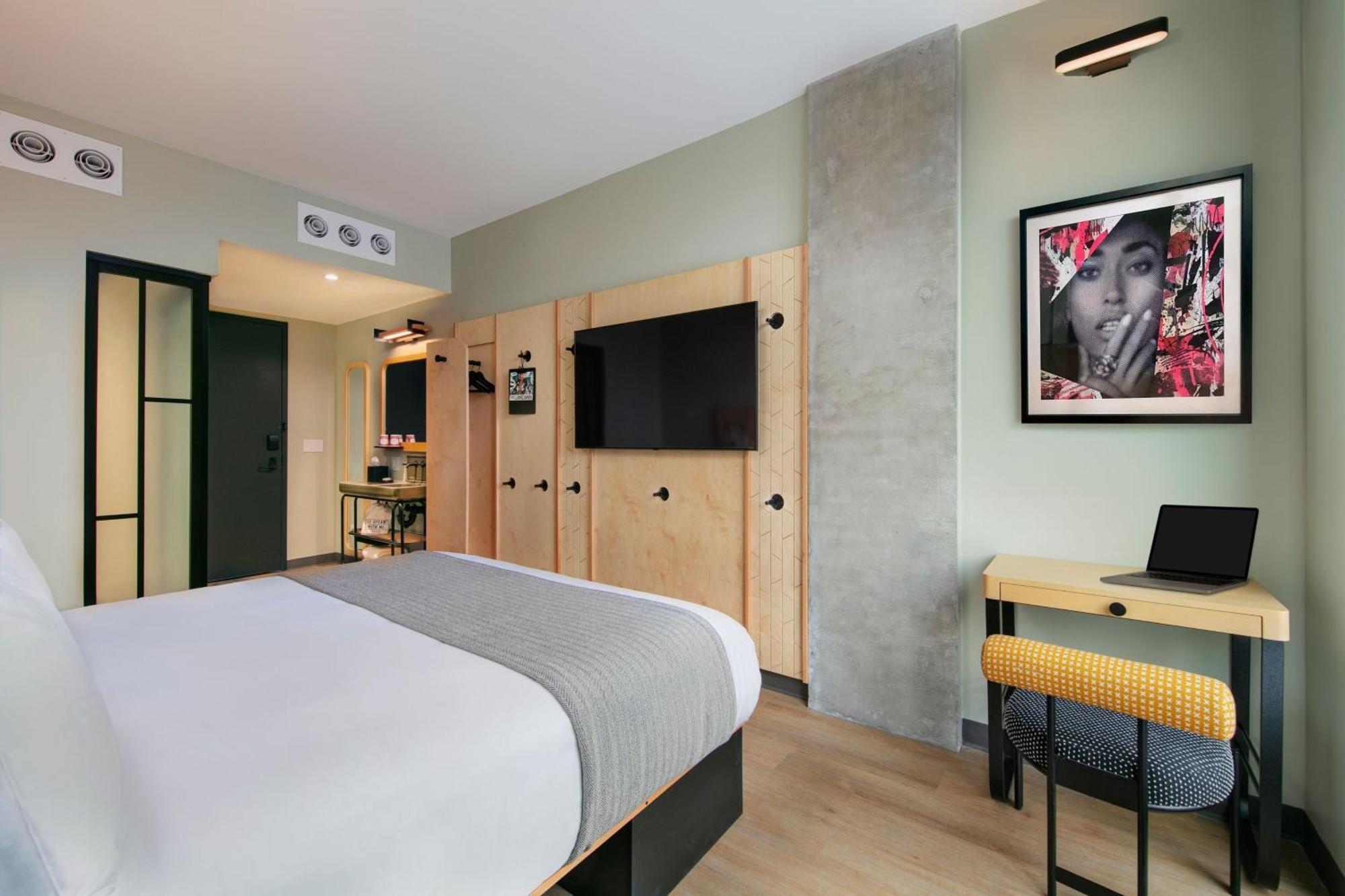 Moxy Brooklyn Williamsburg Hotel นิวยอร์ก ภายนอก รูปภาพ